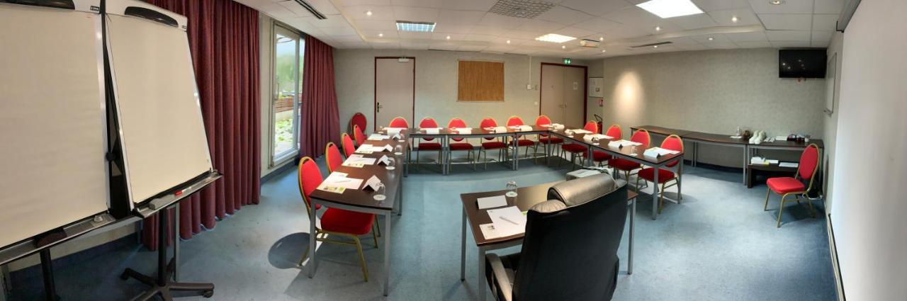 Holiday Inn Paris Montmartre By Ihg Bagian luar foto