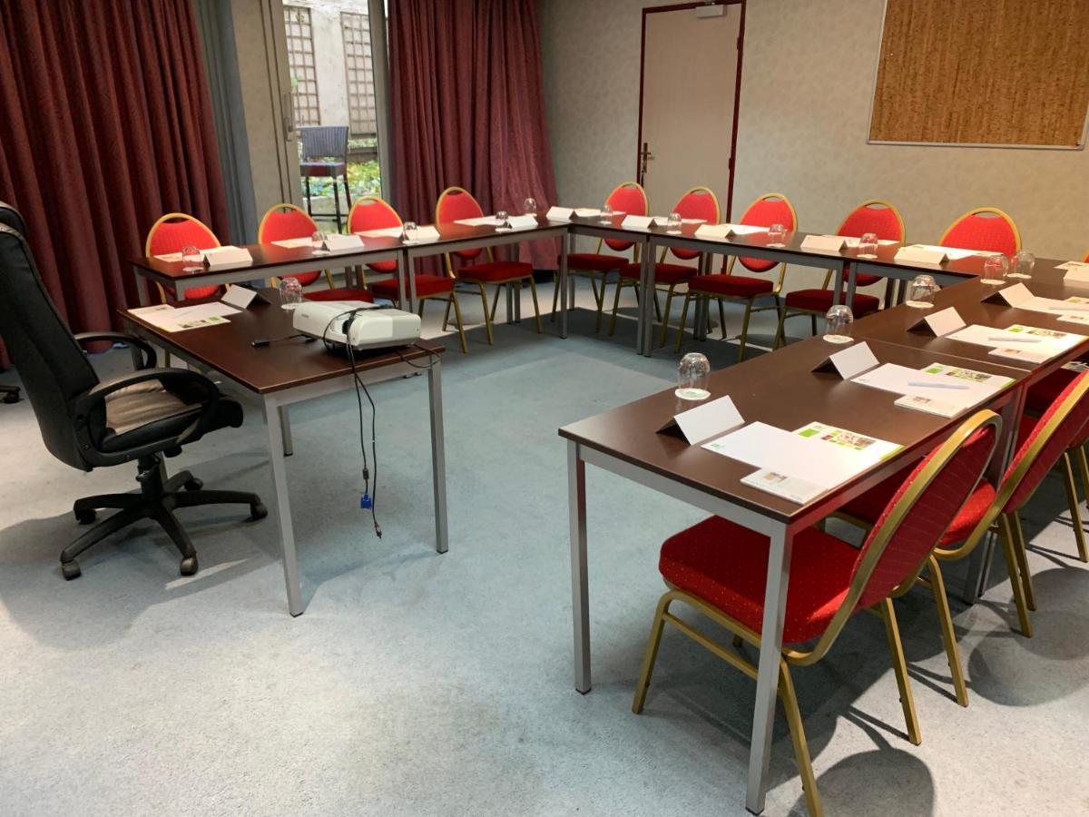 Holiday Inn Paris Montmartre By Ihg Bagian luar foto