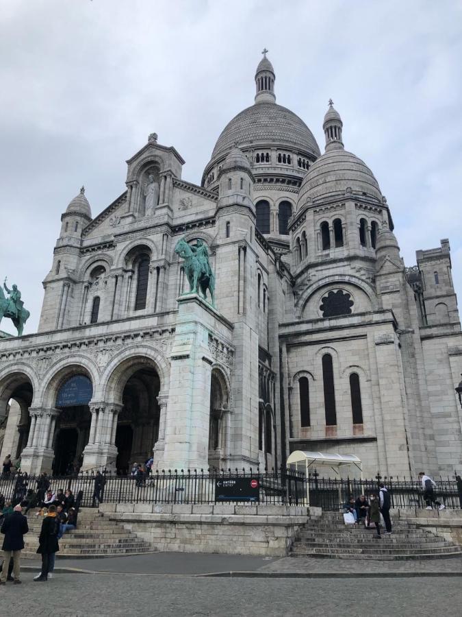 Holiday Inn Paris Montmartre By Ihg Bagian luar foto