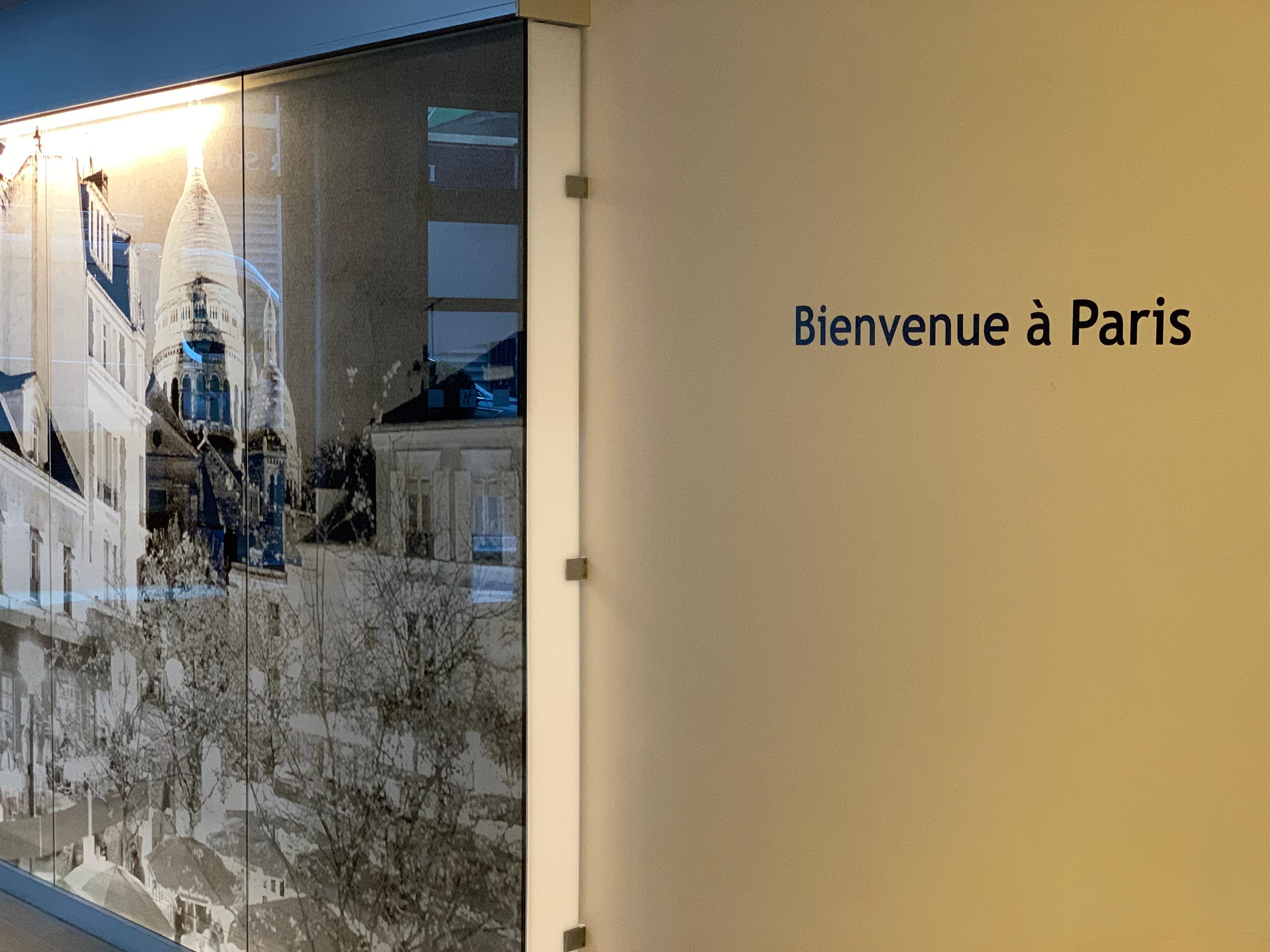Holiday Inn Paris Montmartre By Ihg Bagian luar foto