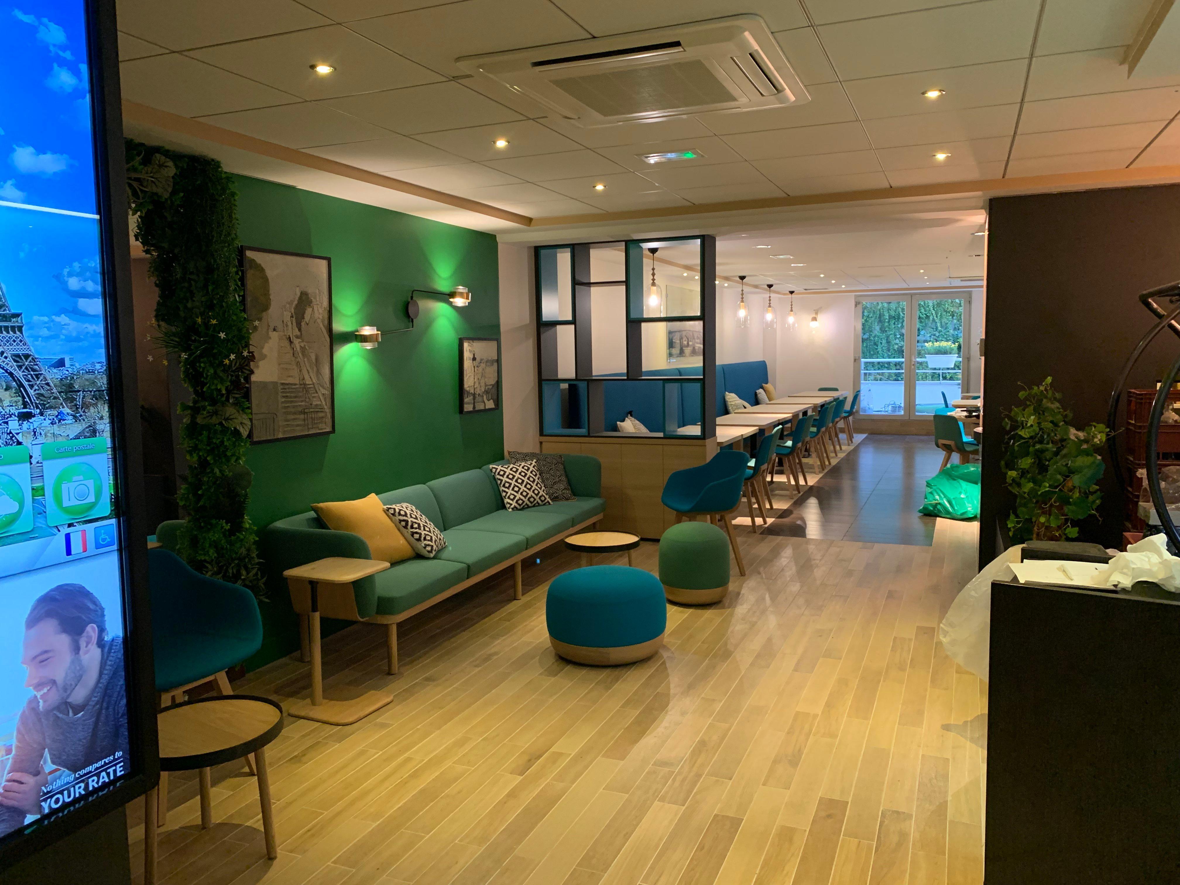 Holiday Inn Paris Montmartre By Ihg Bagian luar foto