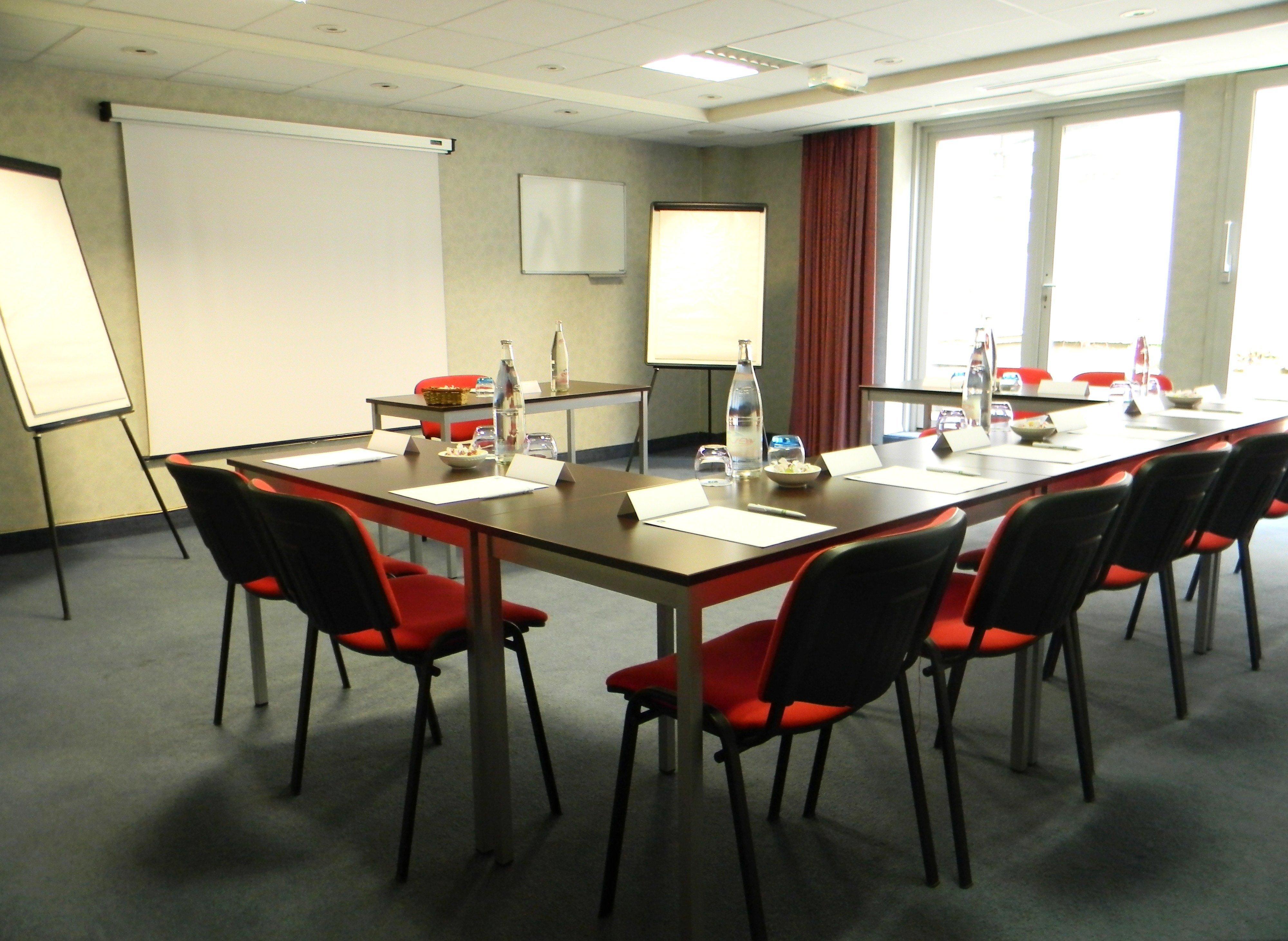Holiday Inn Paris Montmartre By Ihg Bagian luar foto